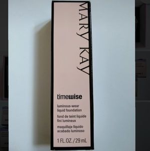 Mary Kay TimeWise Luminous-Wear Liquid Foundation